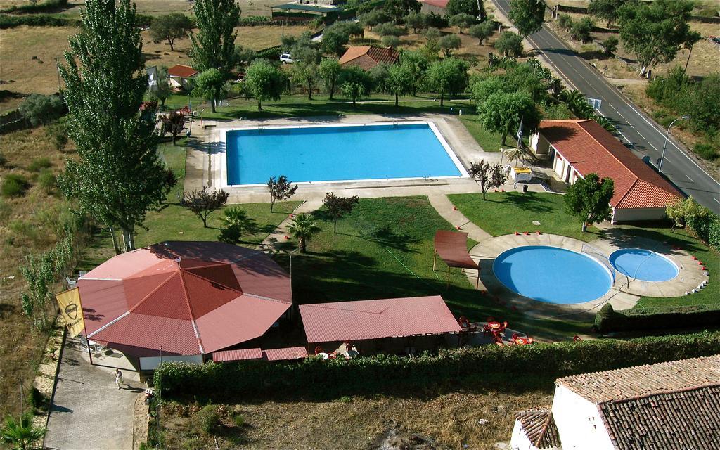 Via Caparra Superior Guest House Oliva de Plasencia Luaran gambar